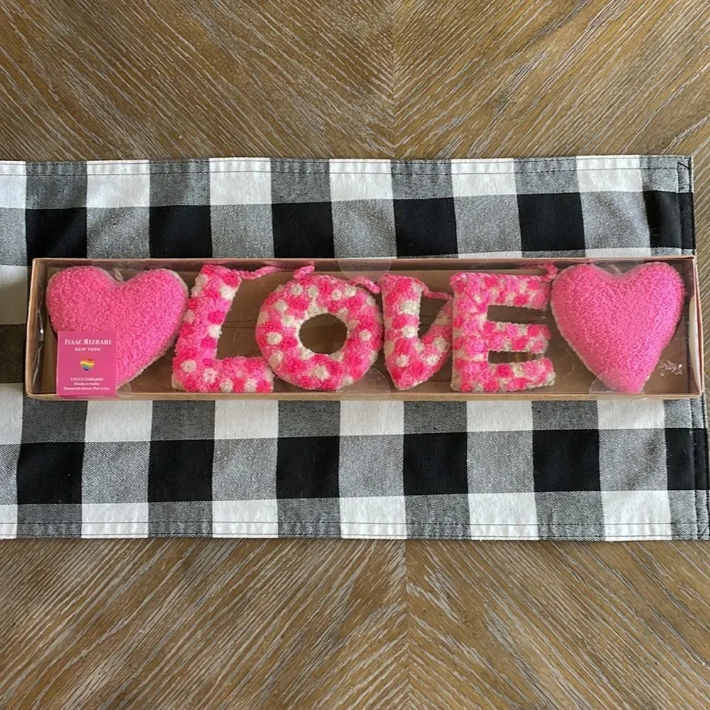 Isaac mizrahi New York 3 Foot Garland LOVE